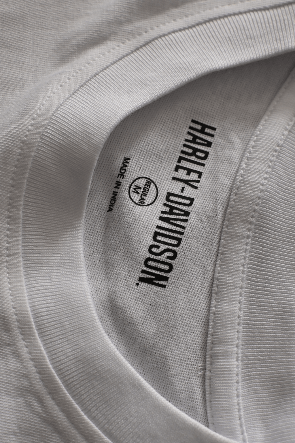 HD Branded Men's T-Shirt White Motorcycle Helmet Short Sleeve (S50)