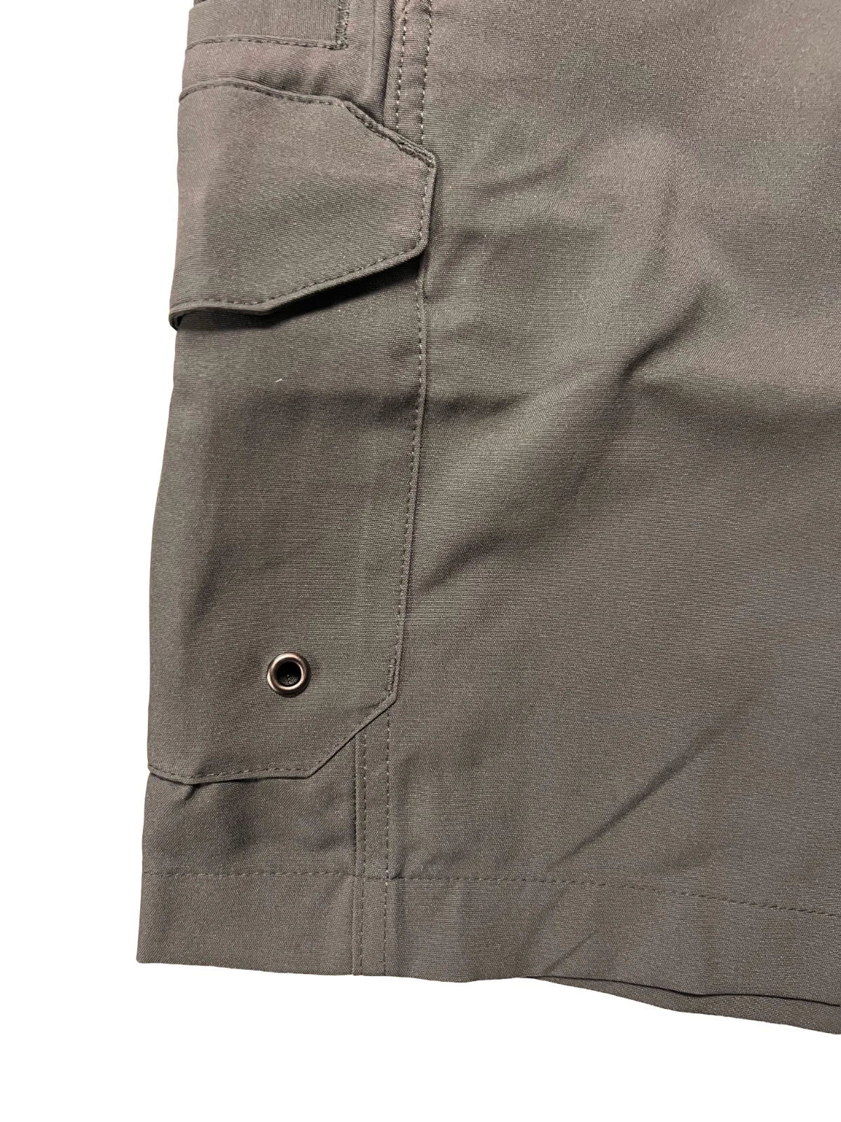 Bimini Bay Outfitters Men's Dark Grey Short Bluefin II Performance Cargo (S11)